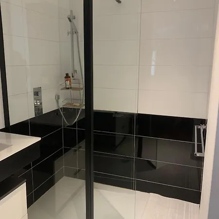 Comfortable 2 Bedroom Perfect For 4 People *